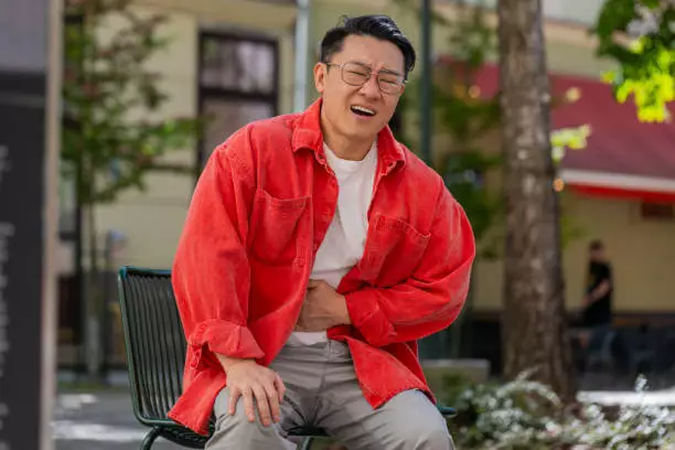 왼쪽 아랫배 통증 원인 병원