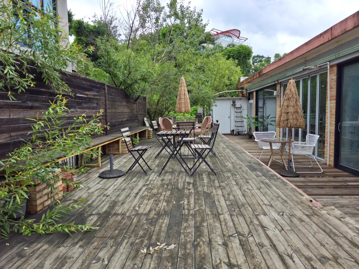 카페2층 인테리어:야외