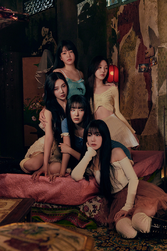 레드벨벳 정규 3집 &#39;Chill Kill&#39; 단체 이미지. [사진=SM엔터테인먼트]