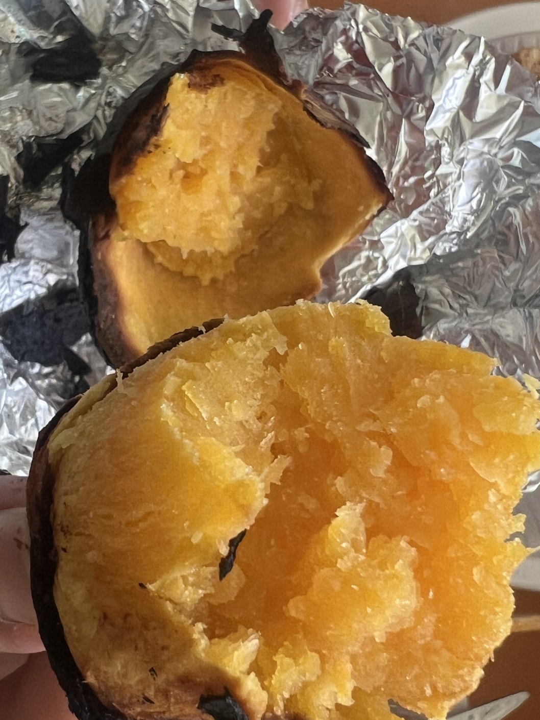 맛있게 익은 고구마