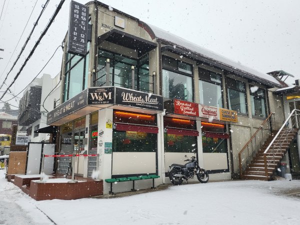 위트앤미트-외관