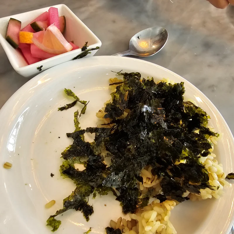 동백식탁 셀프바 치자보리밥