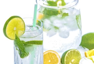 탄산음료의 숨은 위험&amp;#44; 액상과당이 건강을 해친다