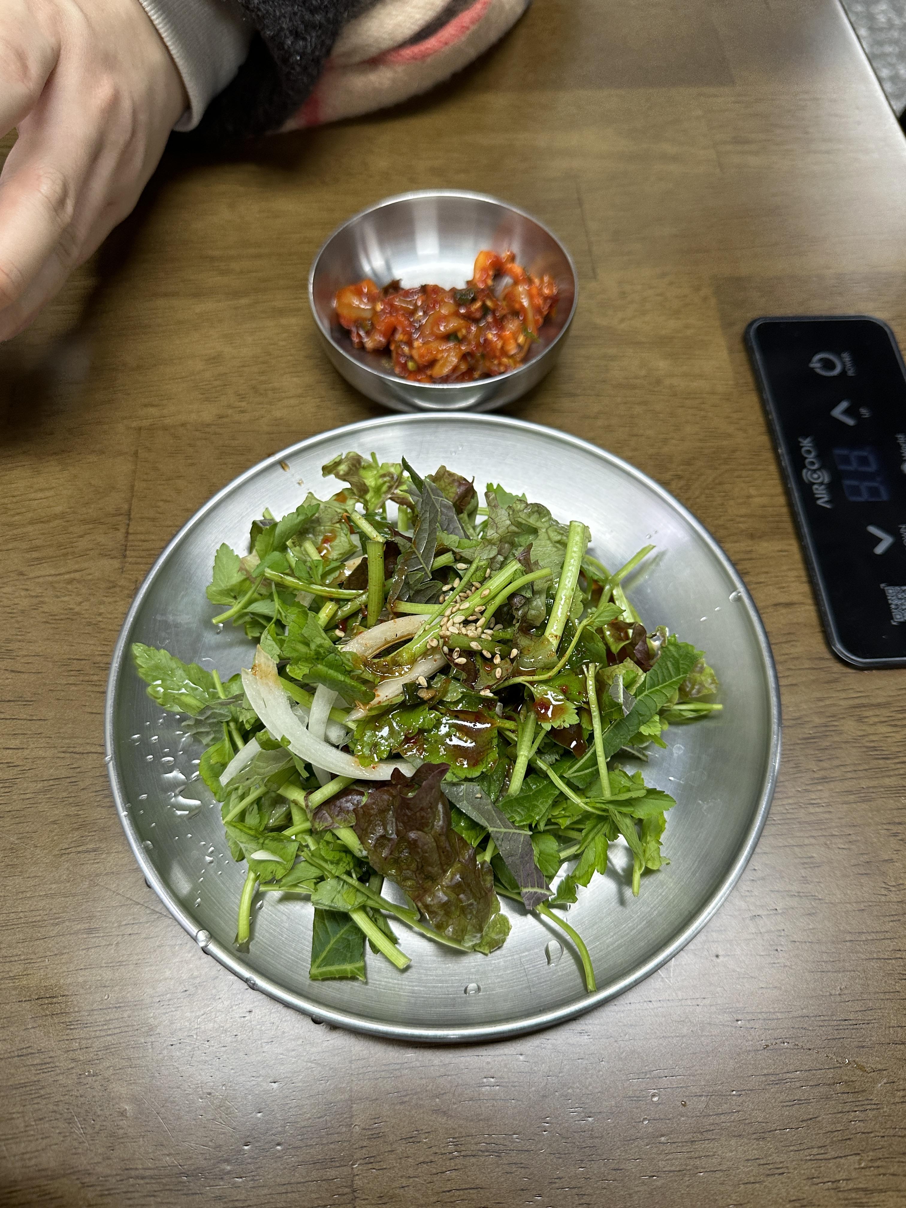 능동미나리 성수점 기본 상차림