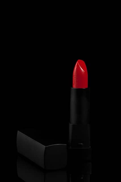 불황엔 립스틱? 이제는 달라진 불황 단서 여섯 가지