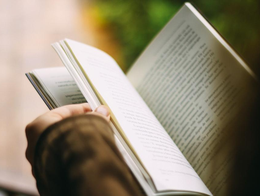 종이책이-펼쳐진-모습