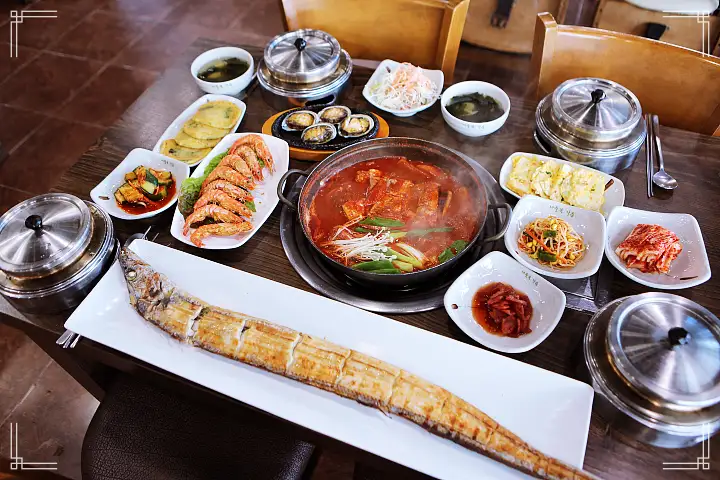 트렌드스페셜 제주 산방산 특제 소스 바른 갈치 구이 맛집