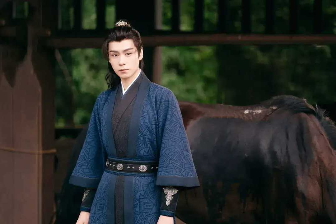 석화지: 역경 속의 꽃