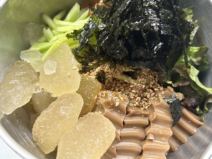 도토리묵사발