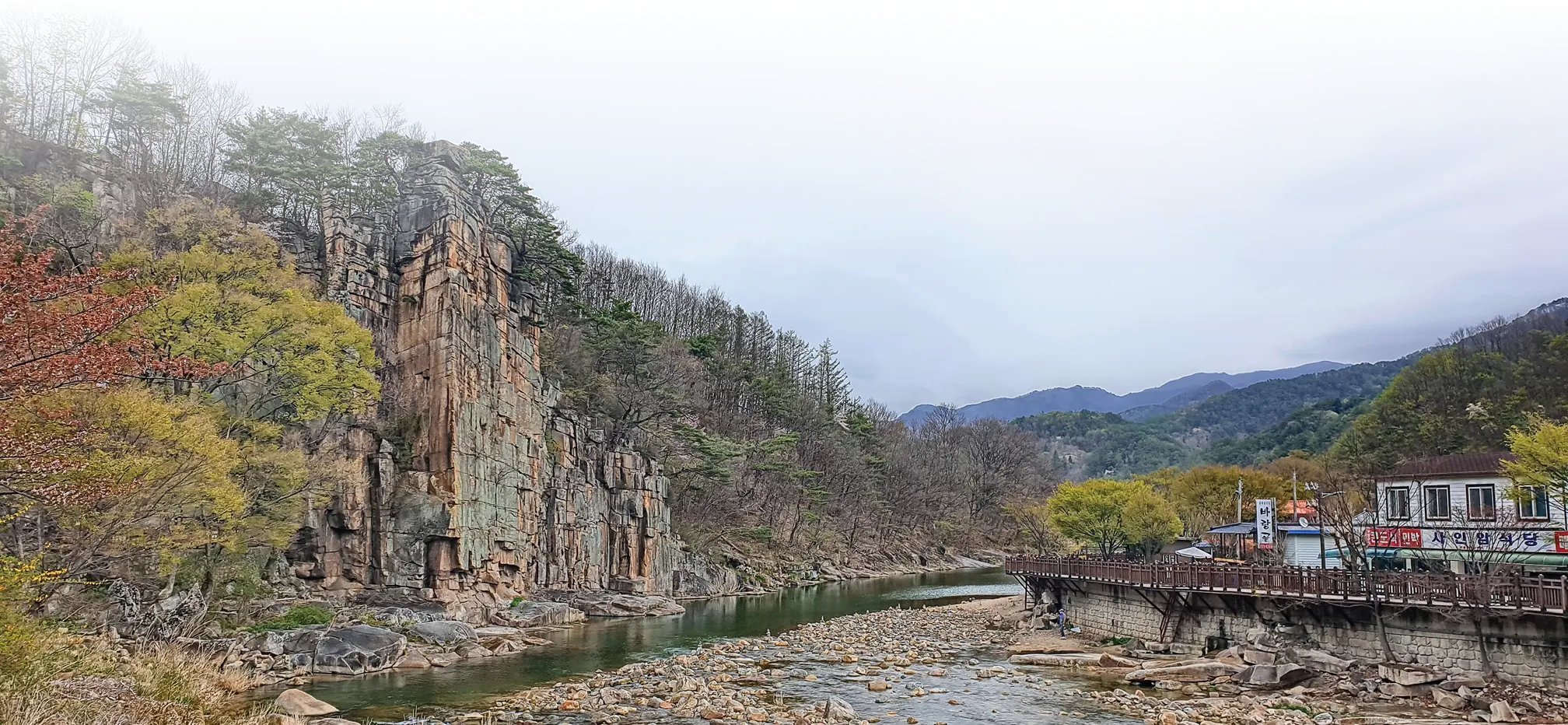 하단 이미지