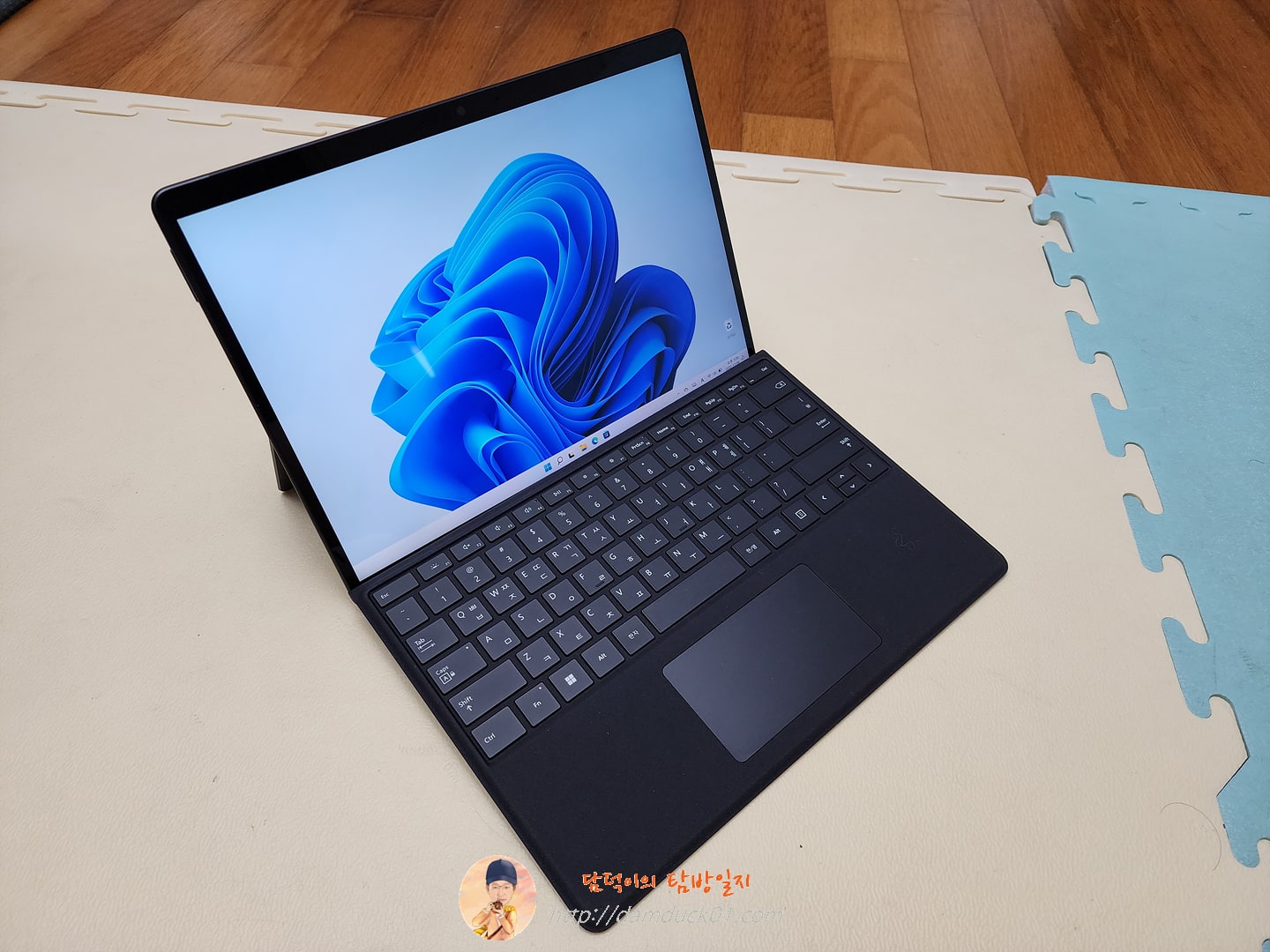 Microsoft Surface Pro 8