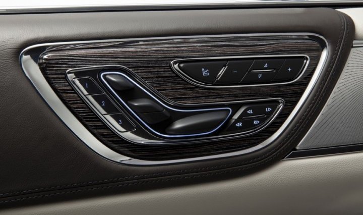 자동차 메모리 시트