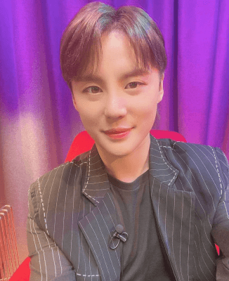 김준수 사진