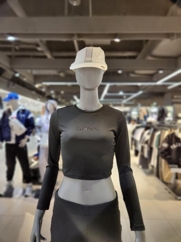 아레나 포즈 레저 크롭 래쉬가드 A3BL1PQ01BLK