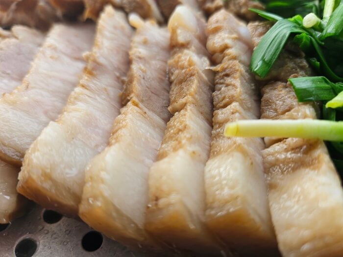 야들야들한 금산재칼국수 수육