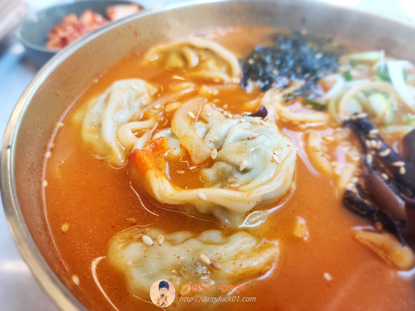 만두 장칼국수