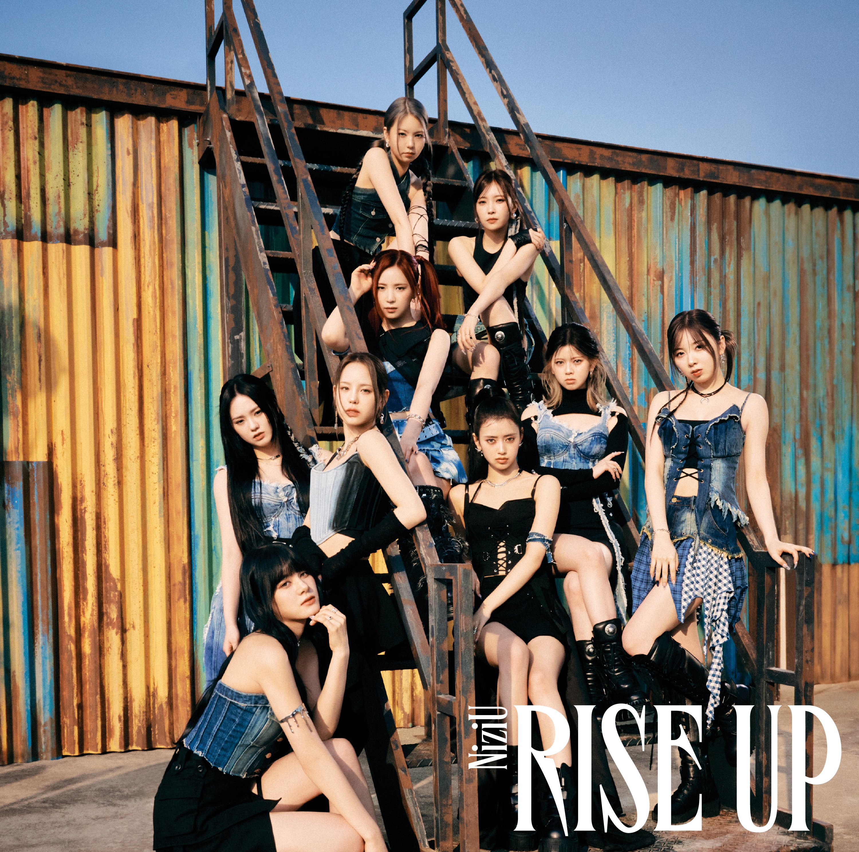 싱글 RISE UP