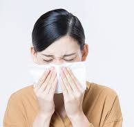 목이 간질간질하고 마른기침이 납니다