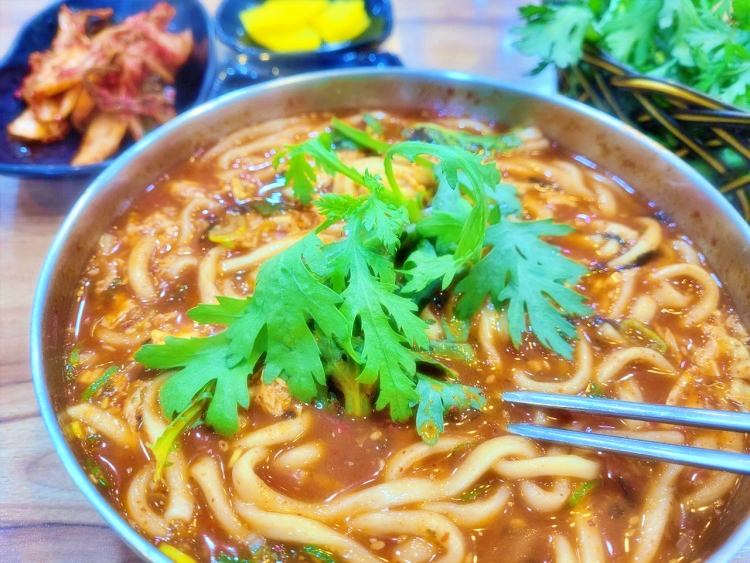 제 129회 허영만 백반기행 대전 수육 얼큰 칼국수 맛집