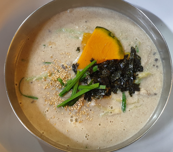 오늘N 오늘은국수먹는날 부산 김가네 삼색칼국수 정보 산더미해물칼국수 물총칼국수 육전메밀