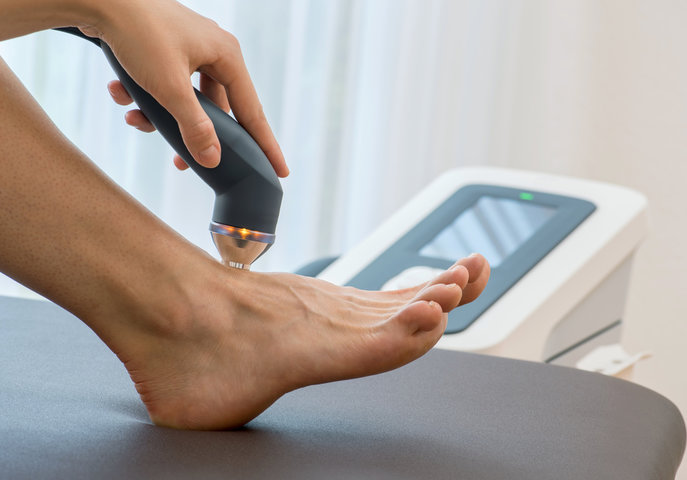 발등이 붓는 이유, 발등이 부어오르는 이유 알아보기