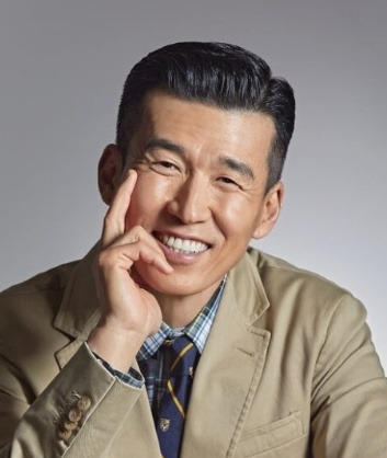 션 나이 프로필