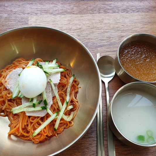 제주도 한달살기 4인가족 점심 맛집 산방식당 고기국수 비빔국수