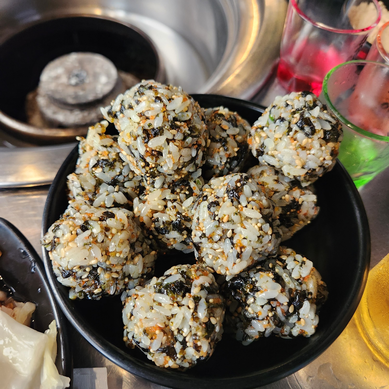 주먹밥 음식 사진