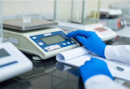 희귀질환 치료제의 약물 분석법 특수 설계 사례 – 초저농도 약물 분석 및 통계 처리