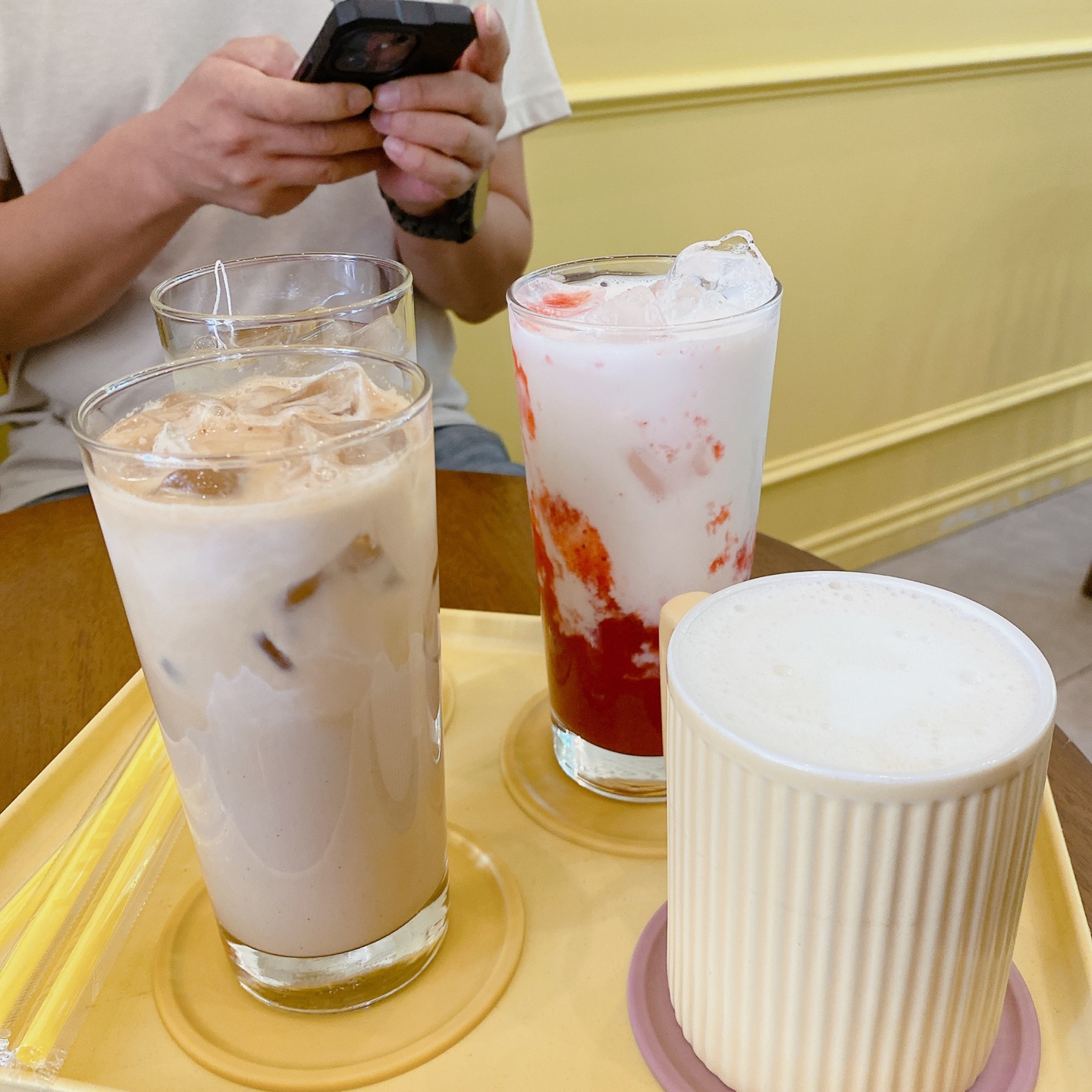 라룬드파리(la lune de paris)카페 경기 화성 동탄 반송동 센트럴파크 주차 베이커리 르꼬르동블루 파티시에 케이크 샌드위치 까눌레