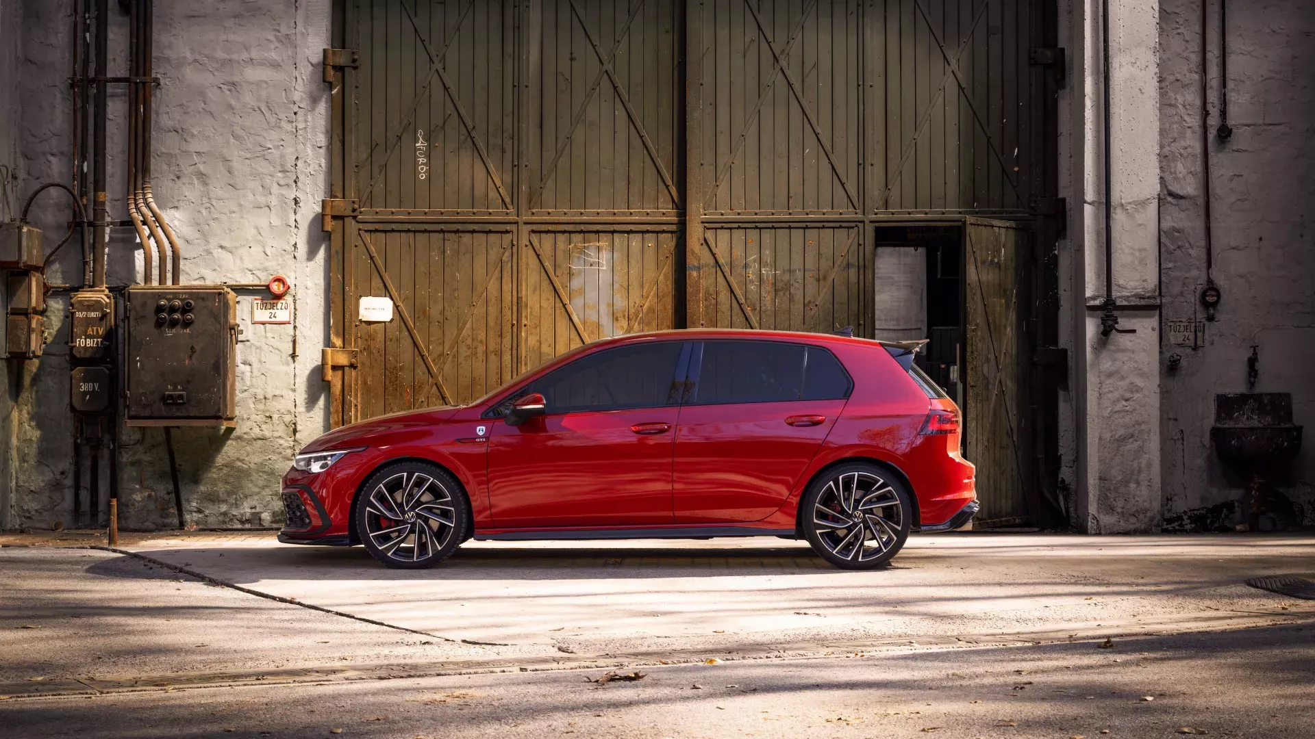 폭스바겐 골프 GTI 이미지