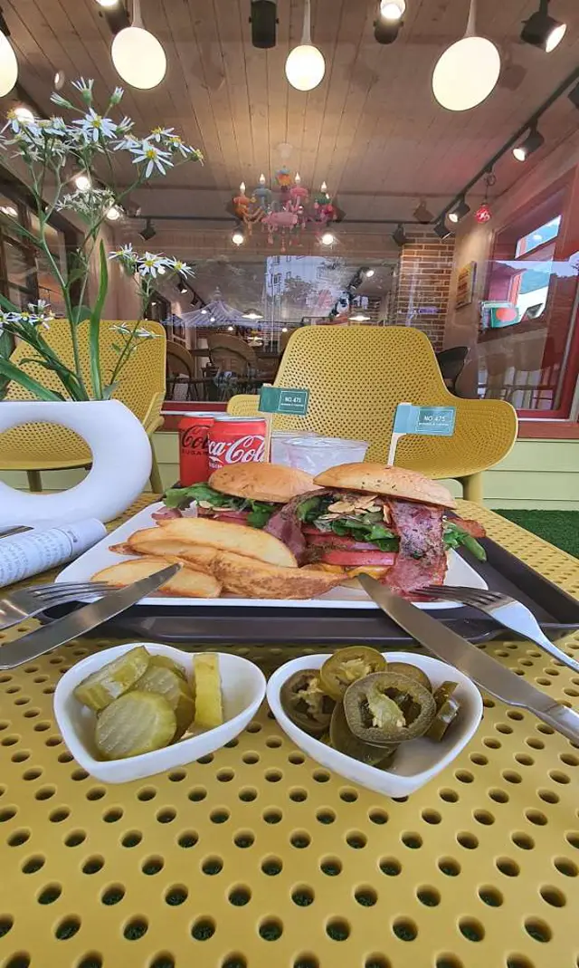 지리산 NO.475버거 앤 커피