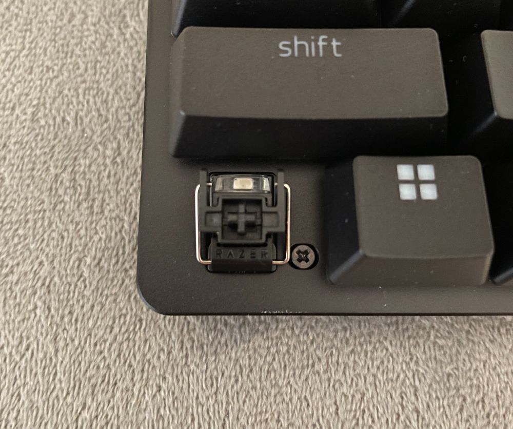 Razer Huntsman 미니 아날로그 기계식 키보드 검토