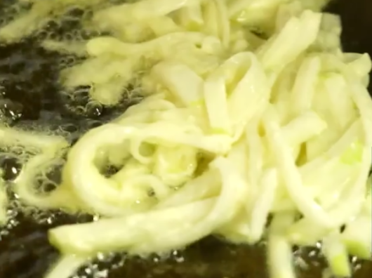 무가-튀겨지는-이미지