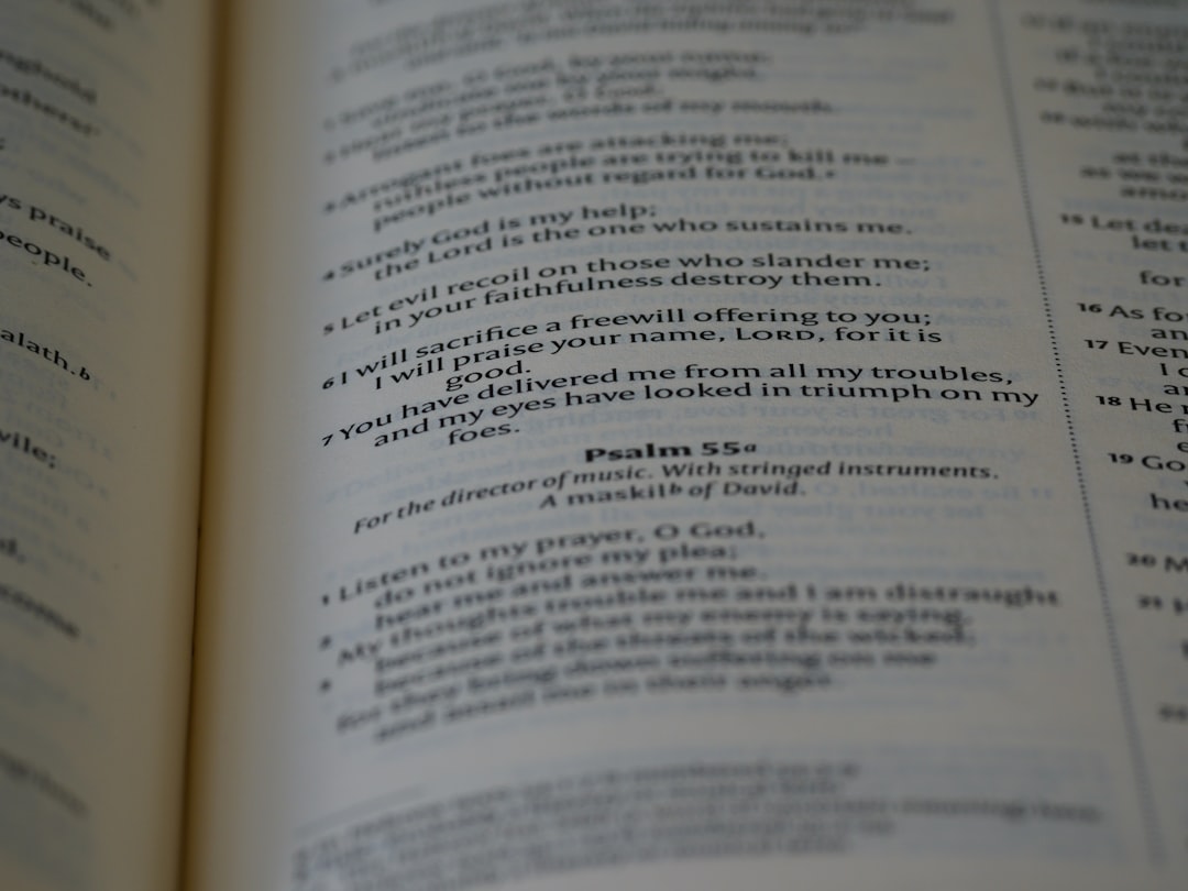 '지원대상'의 영어 표현인 'Eligibility'를 추천합니다.