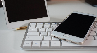 안 쓰는 스마트폰 100% 활용하는 꿀팁 7가지