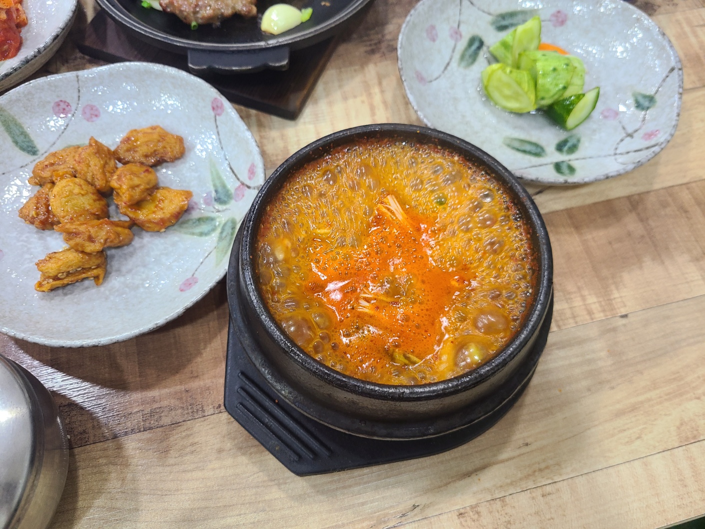 마산 합성동 정식 순두부찌개