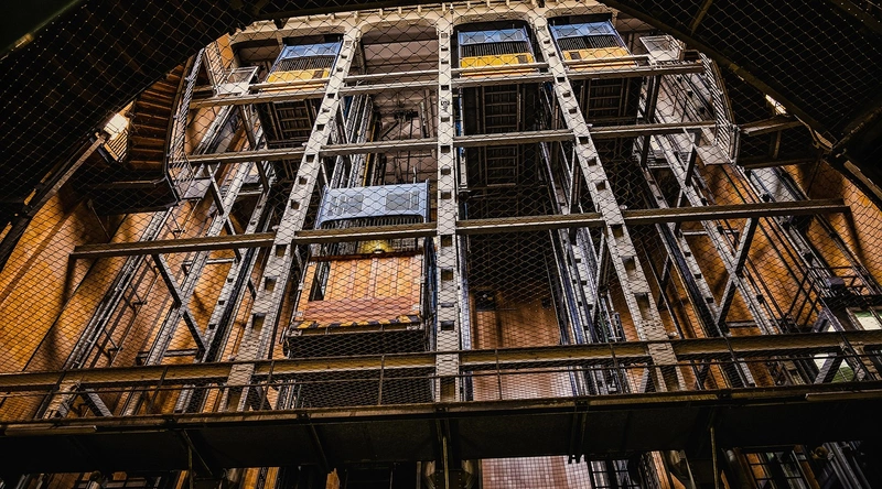 1. 엘리베이터 설치 시 고려해야 할 요소