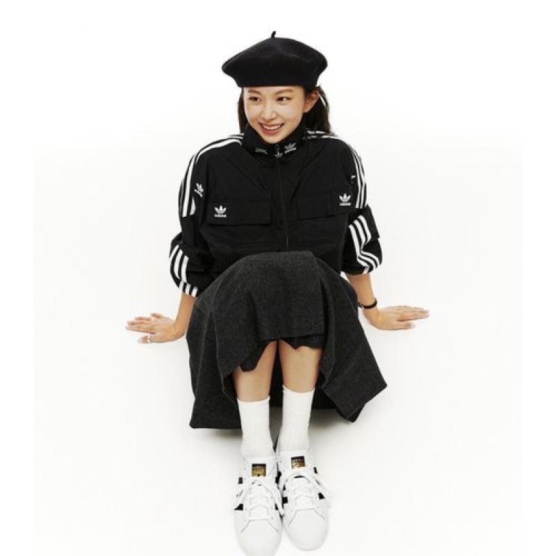 아디다스오리지널스 여성 트랙 탑 아다다스 오리지널 크롭 자켓 져지 트레이닝 런닝복 244497 H22875