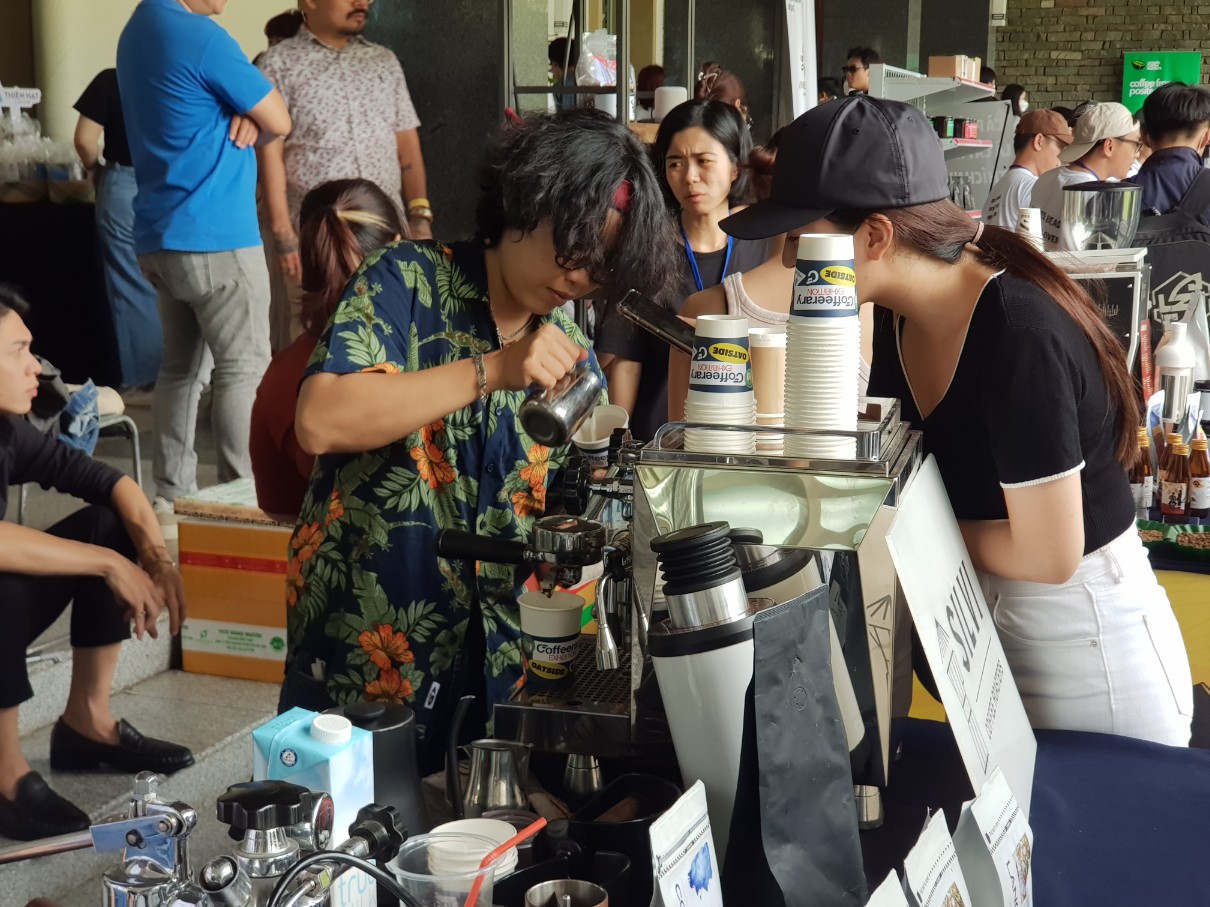 호치민 Coffeerary Exhibition(커피 전시회) - 커피 업체 부스