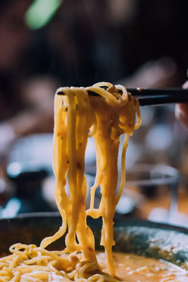 라면 이렇게 하면 대박!! 지방과 나트륨 문제 해결된다??