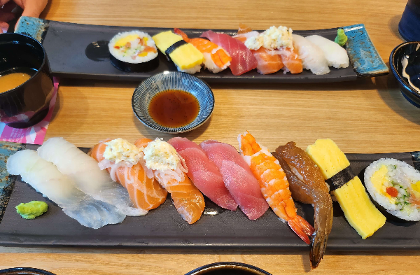 상무초밥 점심특선