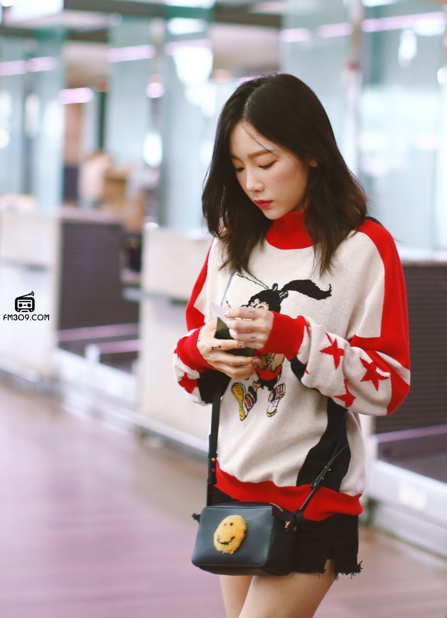 태연 공항패션 사진 태연 공항패션 사진