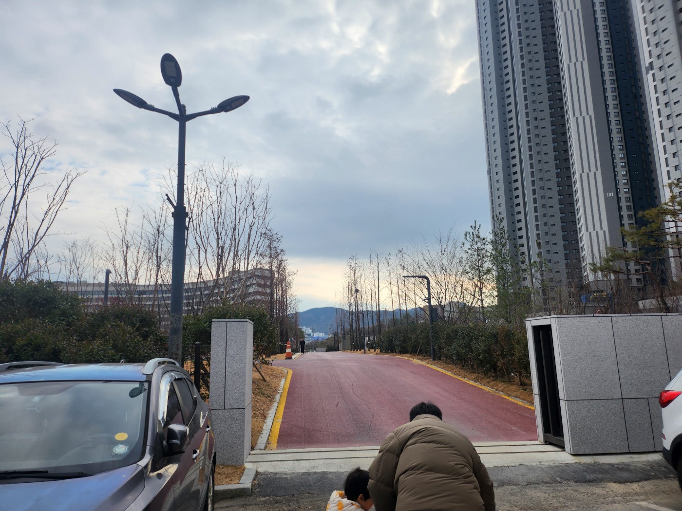 김해-롯데-정원형-공원-가는길