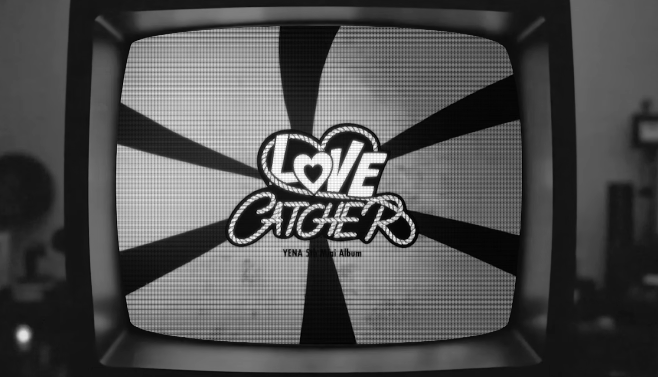 최예나 (YENA) 4월의 고양이 (April Cat)