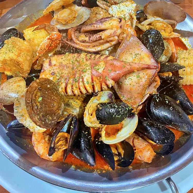 투데이 맛있는 메뉴 소쿠리 모둠 해물, 미국식 해물찜 보일링 크랩, 편백찜 맛있는 오션뷰 식당 추천 부산 광안리 맛집