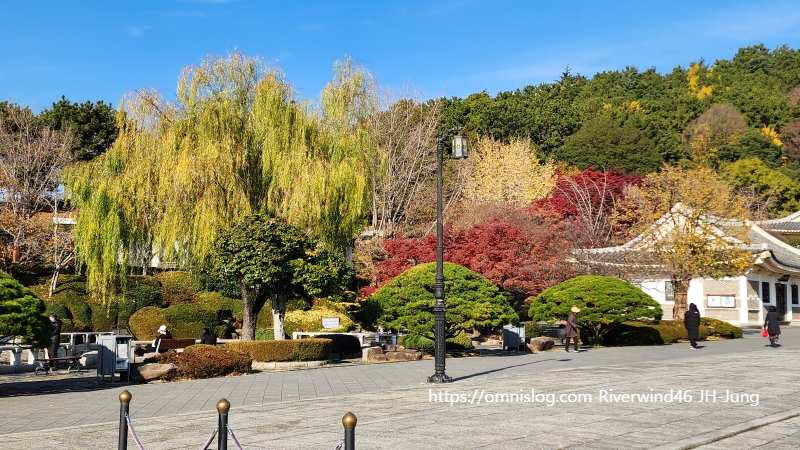 충렬사 가을 전경