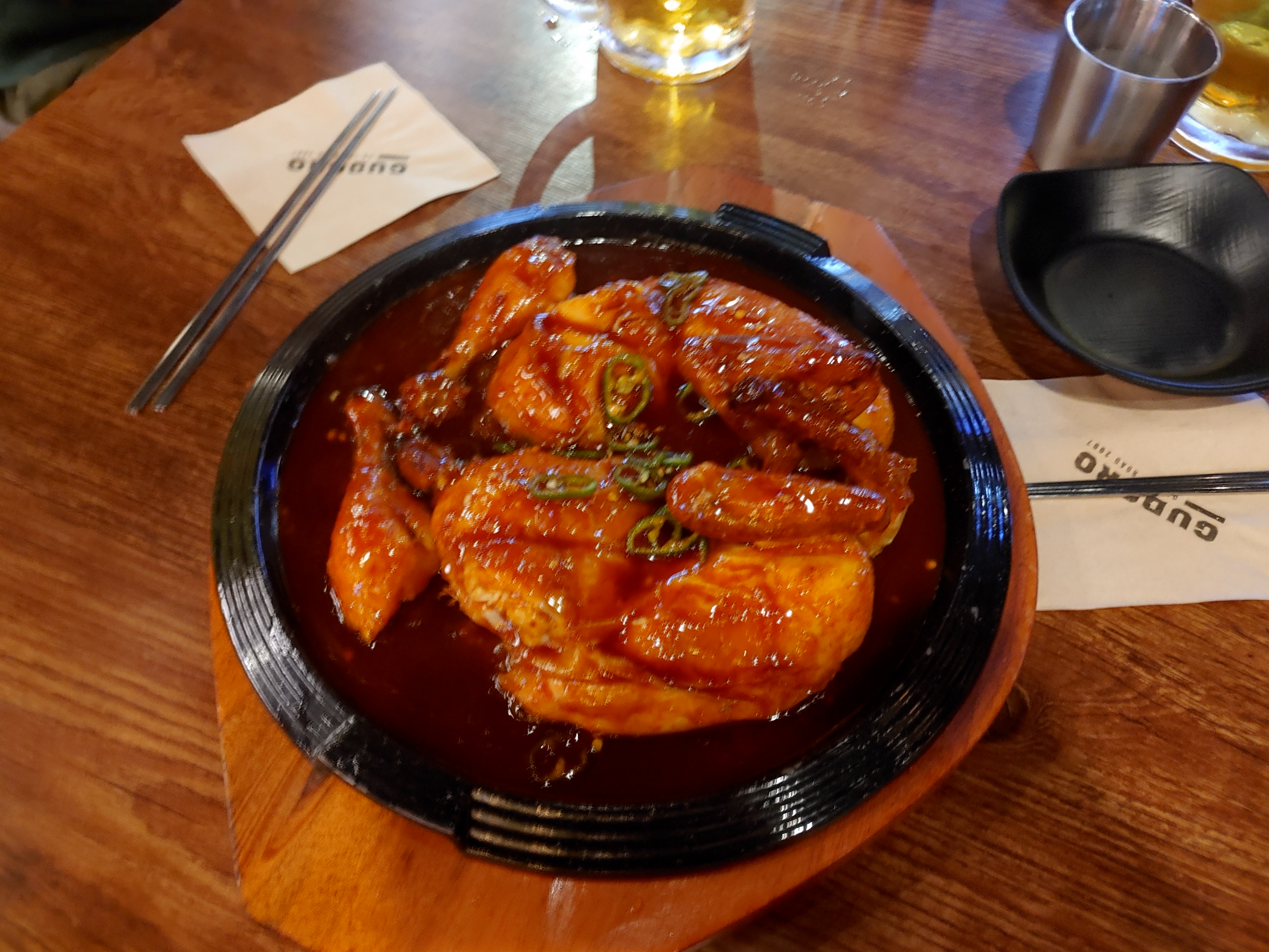 살얼음맥주와 매콤양념통닭