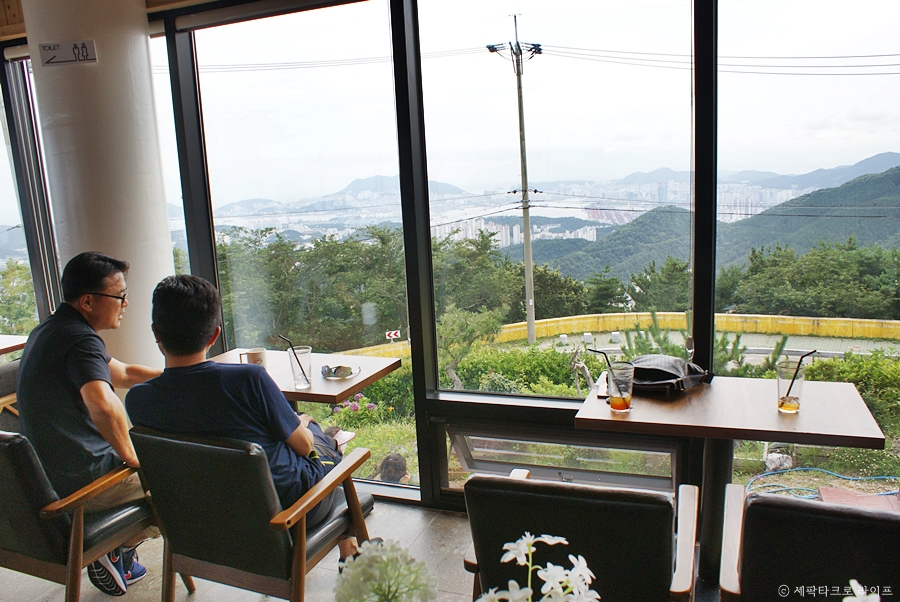 황령산구름고개카페