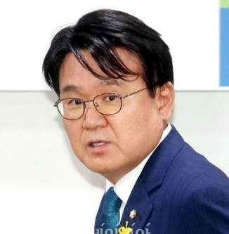 황운하 의원 프로필 나이 고향 지역구 재산